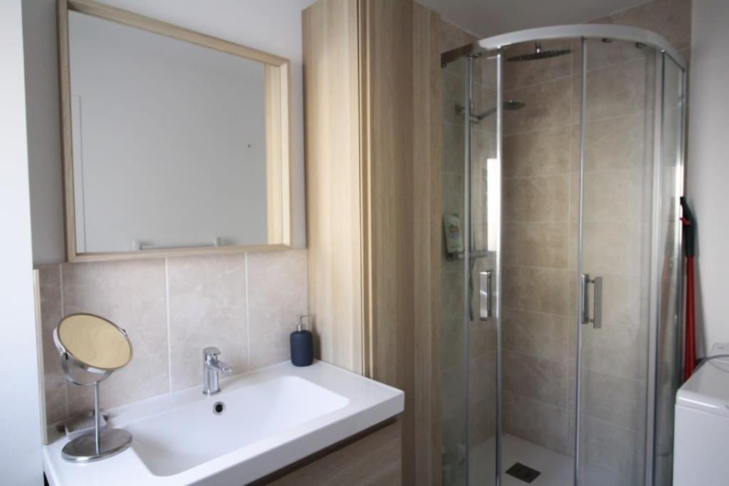 Appartement Avec Terrasse Privee, Plage A Pied Сент-Обен-сюр-Мер Экстерьер фото